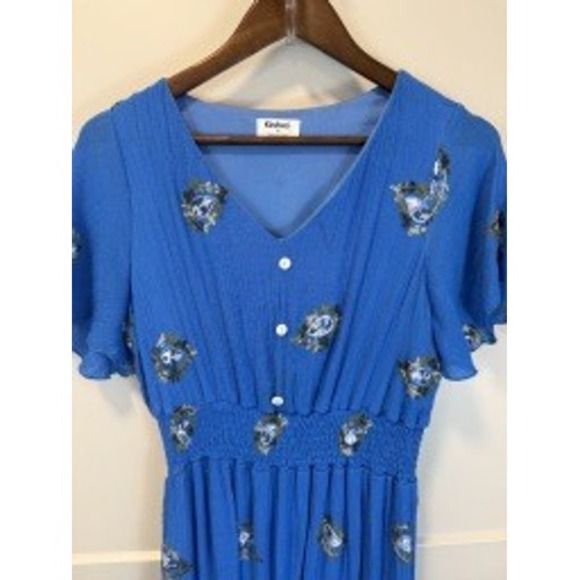Kindred Blue Embroidered V-Neck Midi Dress Size Medium - Picture 5 of 8